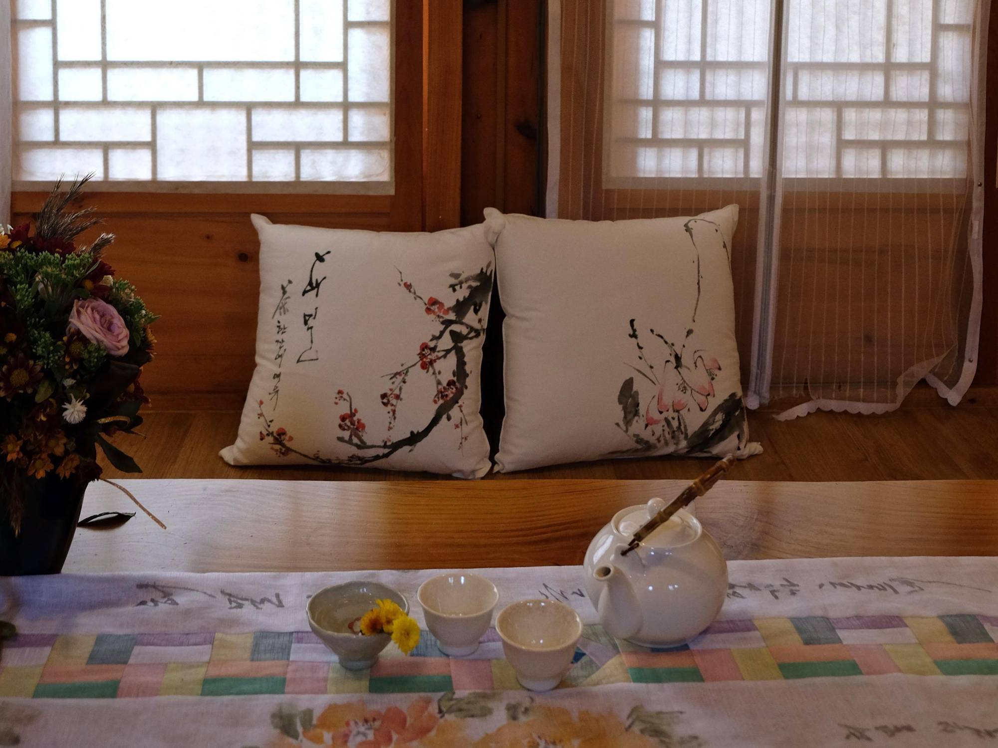 Haemil Hanok Guesthouse Сеул Экстерьер фото